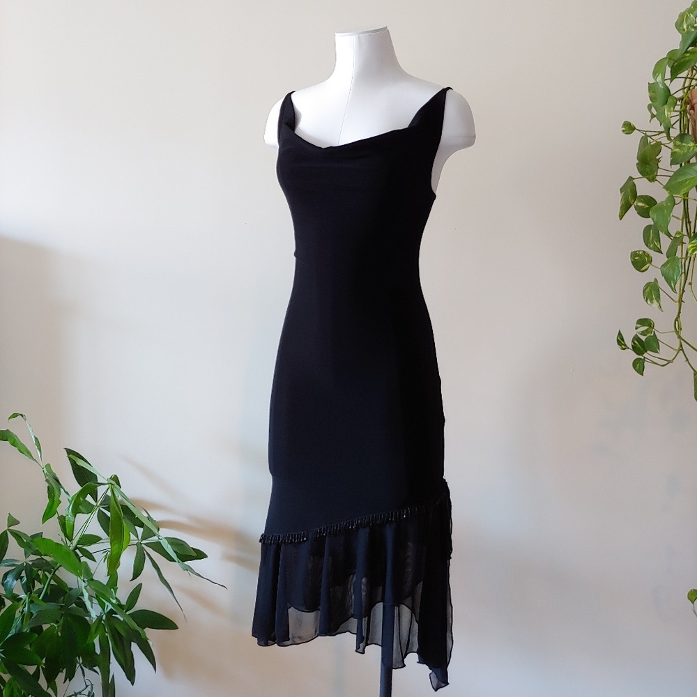 BLK STRETCHY BEADED RUFFLE BOTTOM COWL NECK DRES